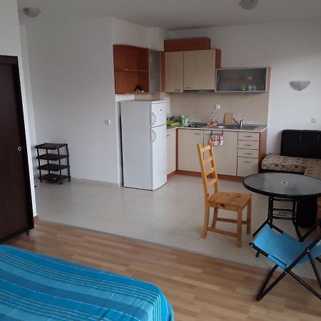 Apartment Comfort Сонячний Берег Екстер'єр фото