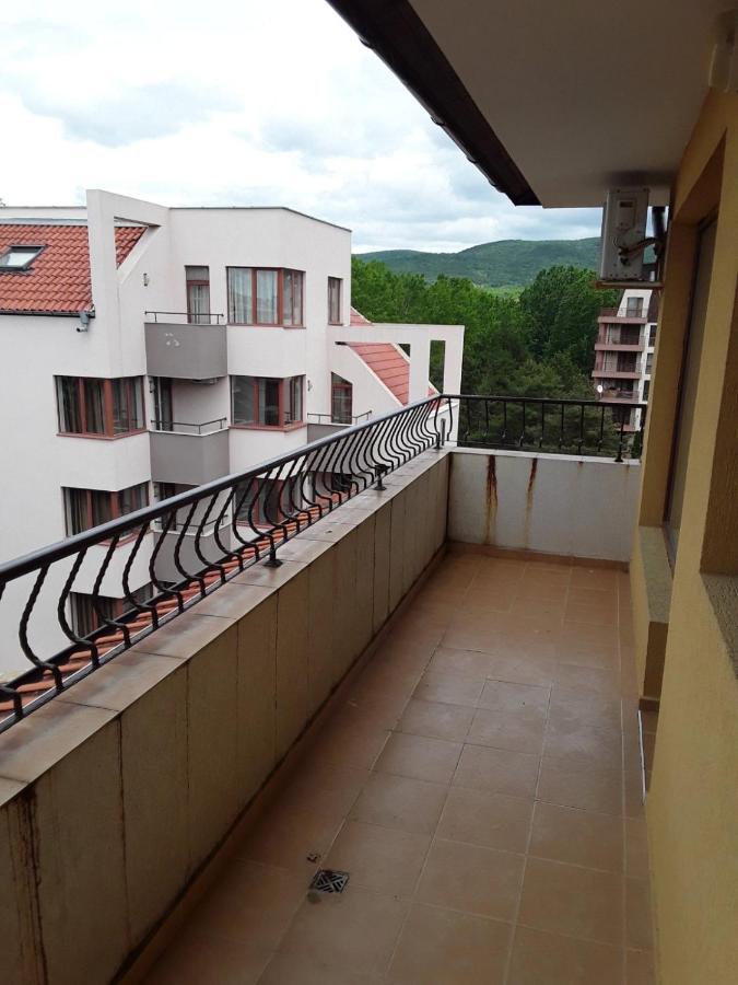 Apartment Comfort Сонячний Берег Екстер'єр фото
